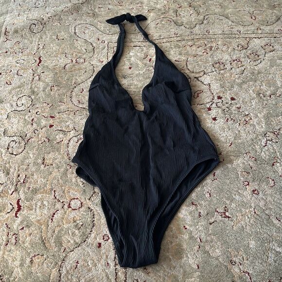 Gottex black one-piece bathing suit - Picture 1 of 4